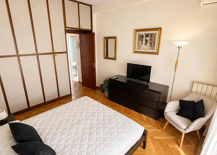 Apartment Mistrangelo 8